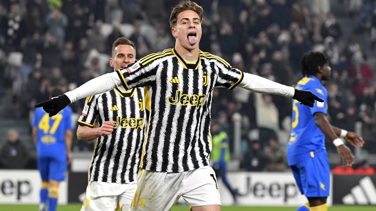 link live streaming Napoli vs Juventus, tempat menonton Super Big Match Grande Partita Serie A Liga Italia sedang berlangsung di Vidio.com.