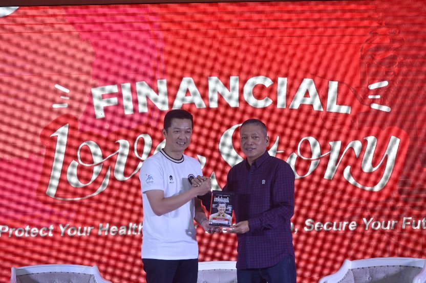 Wamenpora Taufik Hidayat apresiasi Financial Love Story 2025 yang bertema "Protect Your Health, Grow Your Wealth, Secure Your Future".