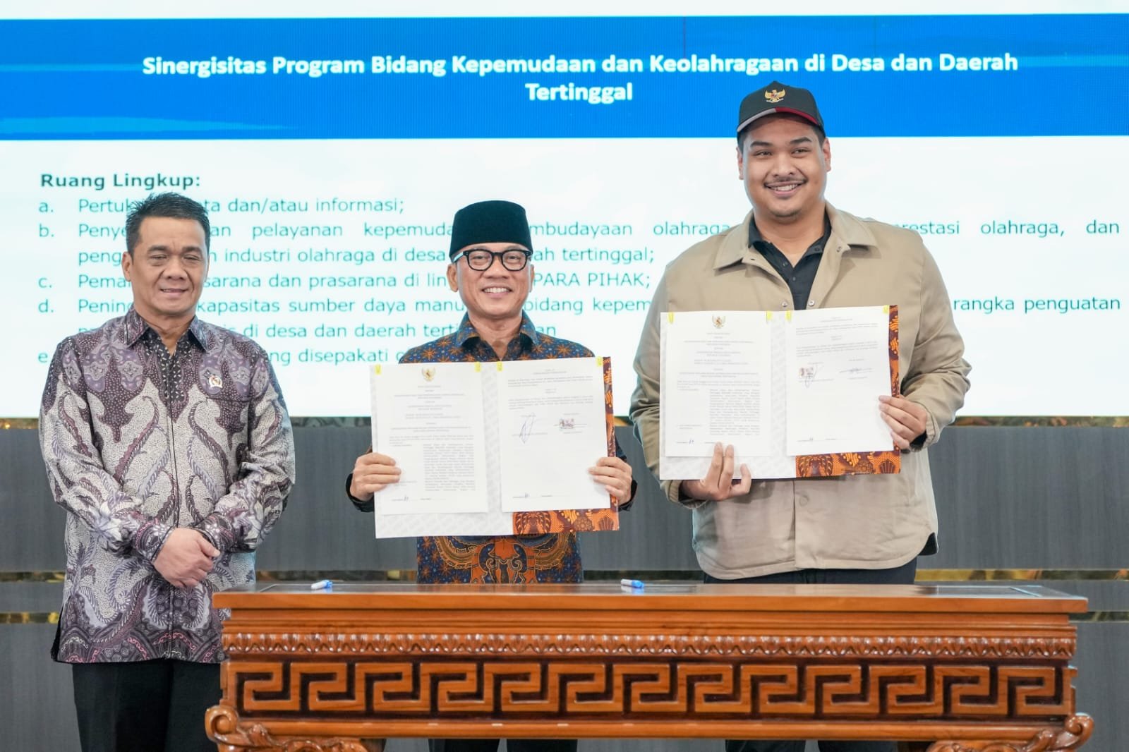 Kolaborasi Menpora dan Mendes PDT teken Nota Kesepahaman untuk sinergitas program Kepemudaan dan Keolahragaan di daerah tertinggal.