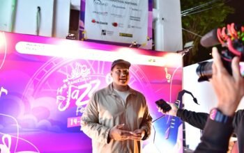 Harmoni Kebaikan: Menpora Dukung RJF 2025, Musik Jazz Sentuh Hati dan Renovasi Masjid