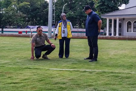 Presiden Prabowo resmikan 17 stadion di Sidoarjo, Menpora Dito dampingi, wujud komitmen pemerintah dukung sepak bola nasional, demi mimpi Timnas Indonesia ke Piala Dunia.