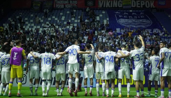 Link Live Streaming Persib vs Bangkok United, Maung Bandung Mencakar ACL 2! Pratama Arhan Melawan Robi Darwis Sengit!