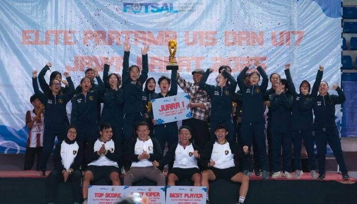 PROTON FC U-17 Putri Juara Elit Pratama Jawa Barat 2025, Thony Indra Gunawan: “Gelar Ini Patut Disyukuri, Jangan Jadi Jumawa”