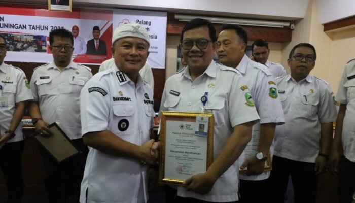 Kuningan Akhiri Bulan Dana PMI 2025: Raih Rp703 Juta, Sektor Swasta Disinggung Bupati!