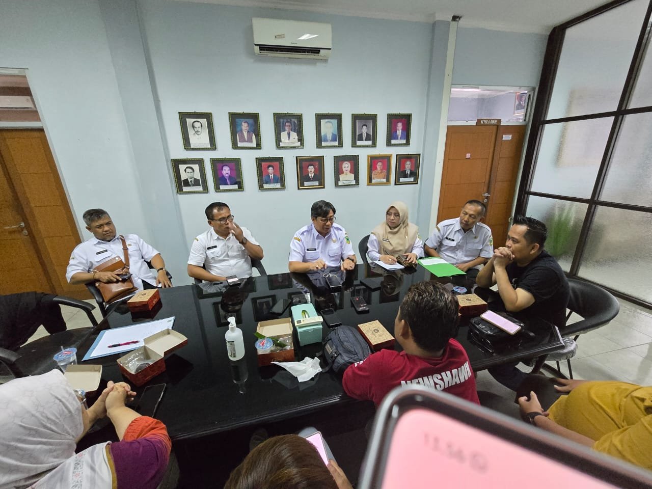 Program MBG diawasi ketat setelah Dinkes Kuningan temuan makanan berformalin; dapur MBG wajib SLHS dan standar higienis setara rumah sakit.