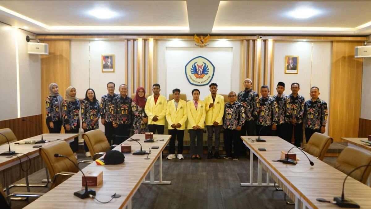 Uniku menyambut enam mahasiswa Timor Leste sebagai langkah baru internasionalisasi kampus untuk tahun akademik 2025/2026.