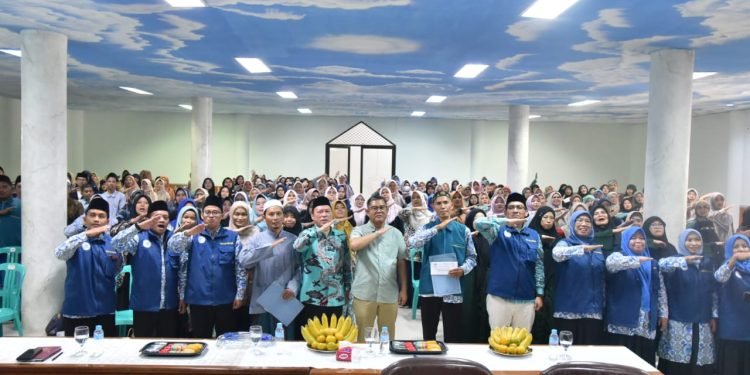 Sekda Kuningan, Uu Kusmana, dorong guru Al-Qur’an jadi pendidik kreatif dan inspiratif lewat seminar LPQ se-Kabupaten Kuningan.