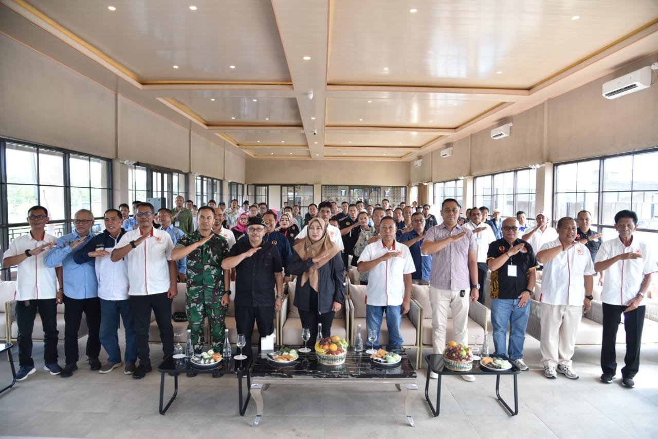 KONI Kuningan gelar Rakerkab 2025 untuk evaluasi atlet jelang Porprov XV Jabar 2026. Fokus pada cabor unggulan dan proteksi atlet daerah.