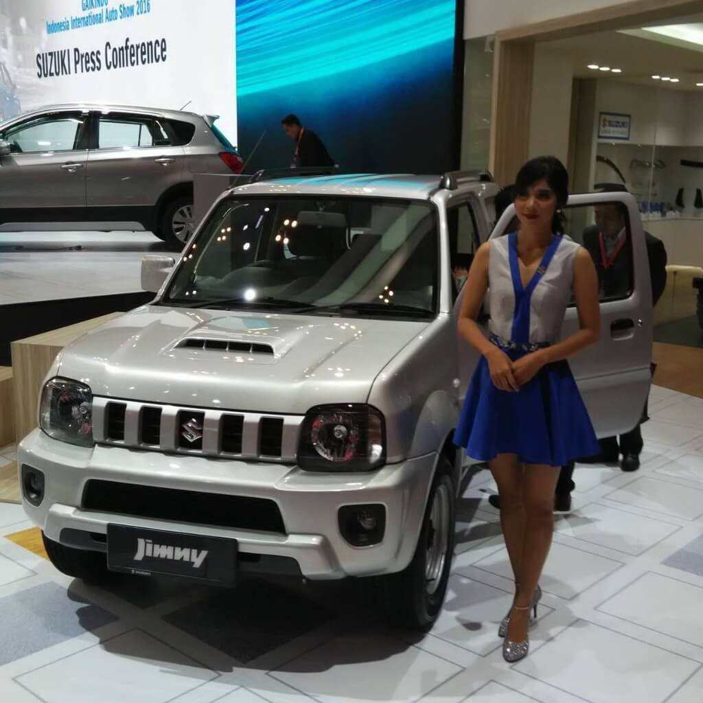 Suzuki Jimny harga stabil, tetap layak dilihat sebagai investasi mobil karena kombinasi permintaan pasar yang kuat, pasokan unit baru yang terbatas, serta spesifikasi teknis yang masih relevan.