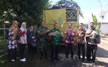 Kuningan Lebih Dulu Larang Sawit! Diskatan Dampingi Petani Ganti Ribuan Bibit dengan Menanam Kelapa Genjah