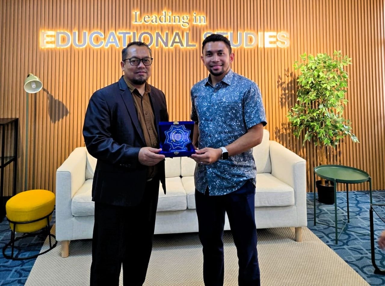 UM Kuningan perluas internasionalisasi melalui kerja sama dengan Universiti Putra Malaysia, mencakup riset, pertukaran mahasiswa, dan dosen.