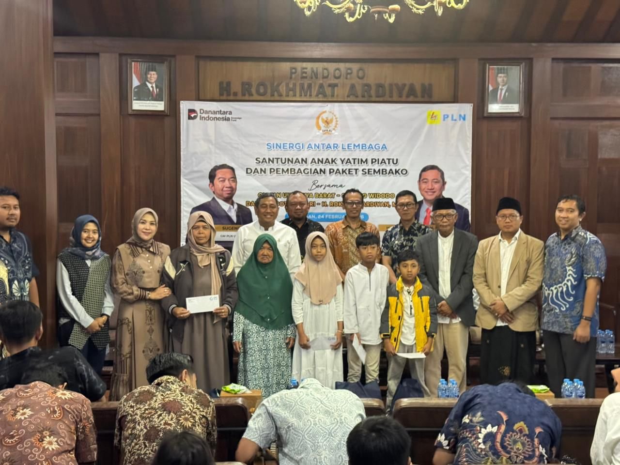 Member of Parliament (DPR RI), Rokhmat Ardiyan and PLN install free electricity in Cisantana, boosting rural energy access during Ramadan 2026 for local families.