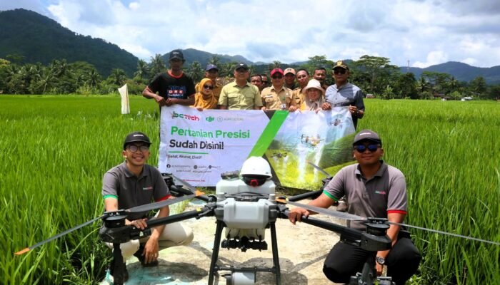 Teknologi Drone Digalakan, Gerdal OPT Padi Kuningan Masuk Era Pertanian Modern