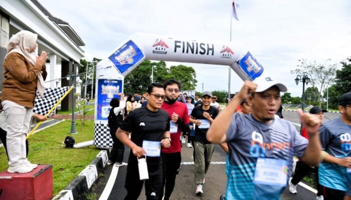 Dadakan Fest XIX Fun Run: Upaya IKA SMANDA Kuningan Bangun Budaya Hidup Sehat Lewat Lintasan Lari