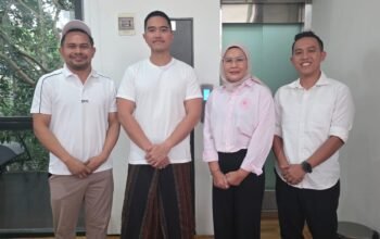 Nina Bachtiar resmi tinggalkan PDIP dan gabung PSI. Ia diproyeksikan perkuat struktur PSI Jawa Barat jelang kontestasi politik.