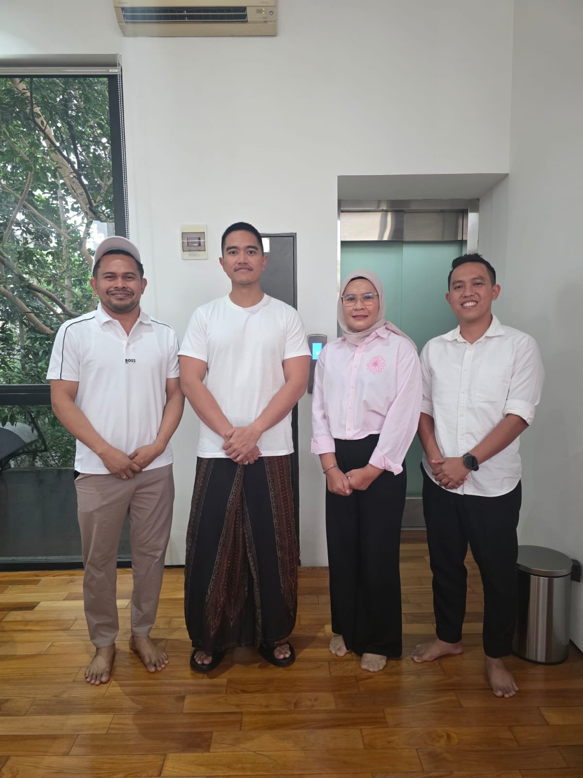 Nina Bachtiar resmi tinggalkan PDIP dan gabung PSI. Ia diproyeksikan perkuat struktur PSI Jawa Barat jelang kontestasi politik.