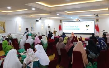 Program SICANTIKS: OJK Cirebon Bersama Fatayat NU Ajarkan Ibu Rumah Tangga Melek Investasi Syariah