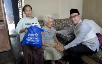 600 Bingkisan Disalurkan Adiluhung Indonesia di Kuningan Jelang Lebaran, Sasar Lansia hingga Penyandang Disabilitas