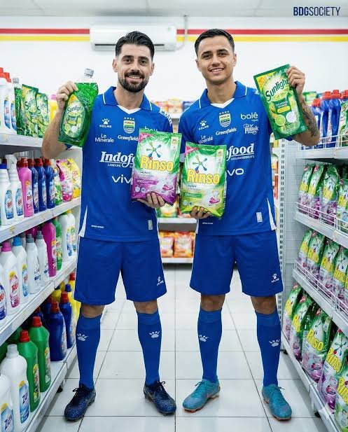 Simak 6 varian Sunlight sabun cuci piring paling laris pilihan ibu rumah tangga. Ampuh hilangkan lemak membandel dan bau amis di dapur Anda.