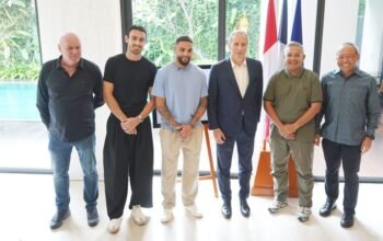Persib Bandung perkuat diplomasi olahraga dengan Kedubes Prancis. Glenn Sugita & Layvin Kurzawa bahas peluang kerja sama global.