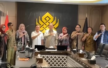 Menteri Kebudayaan Fadli Zon bakal meninjau Museum Gedung Perundingan Linggarjati dan Taman Purbakala Cipari untuk direvitalisasi.