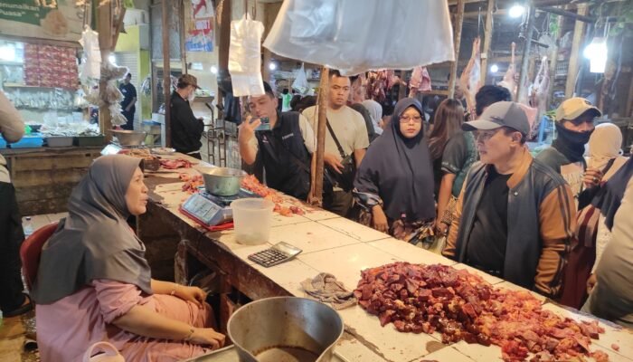 Bupati Kuningan Terjang Arus Mudik Lebaran 2026 dan Pastikan Stok Pangan Aman Meski Harga Cabai Naik