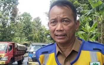 DPUTR Kuningan targetkan perbaikan jalan Cidahu - Luragung mulai April 2026. Simak progres lelang dan skema DAK-nya.