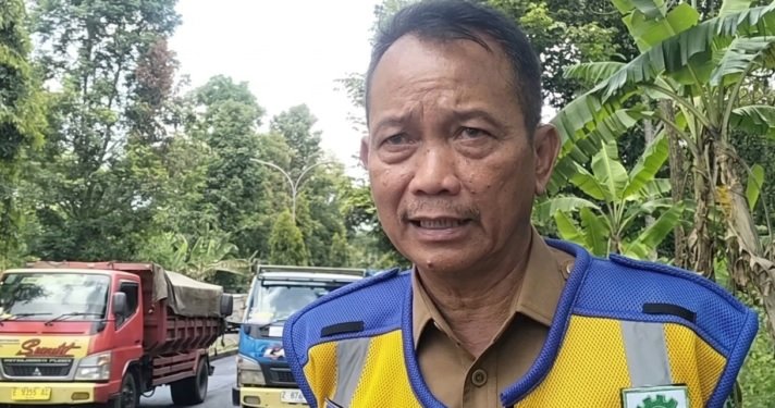 DPUTR Kuningan targetkan perbaikan jalan Cidahu - Luragung mulai April 2026. Simak progres lelang dan skema DAK-nya.