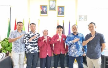 Dua mahasiswa PGSD UM Kuningan resmi dilepas untuk ikuti program magang internasional di Krabi, Thailand. Simak selengkapnya!