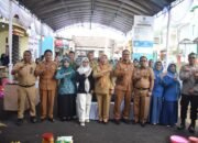 Pemkab Kuningan gelar Gerakan Pangan Murah untuk tekan inflasi dan jaga daya beli warga jelang Iduladha 2026.