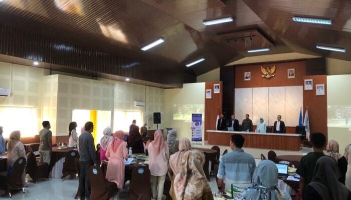 TIM PKM UNIKU dan SLBN Taruna Mandiri Berinovasi Luncurkan ‘SIRUPI’, Aplikasi AI Pendeteksi Uang Bagi Siswa Disabilitas