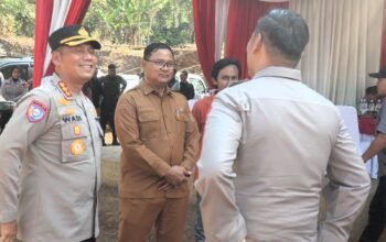 Kuningan mulai uji tanam bawang putih dari lahan 0,2 hektare sebelum diperluas. Target CPCL mencapai 17 hektare untuk petani.