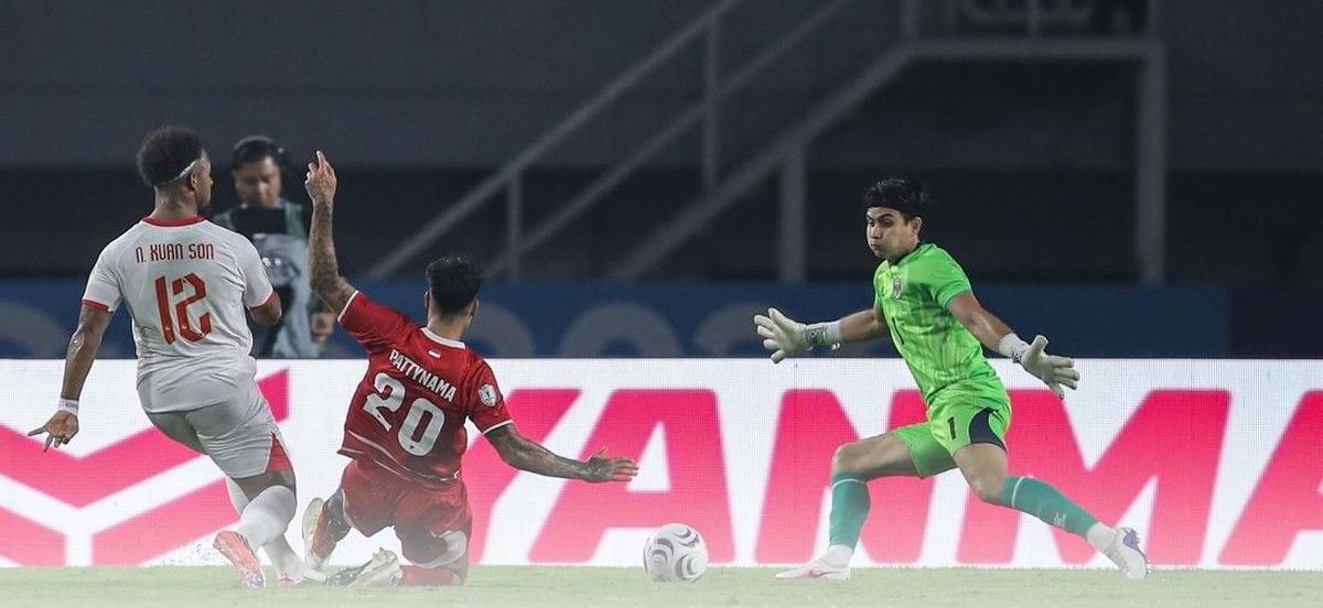 Kalah 0-3 dari Vietnam, Timnas Indonesia wajib menang lawan Singapura demi tiket semifinal Piala AFF 2026. Cek analisis lengkapnya!