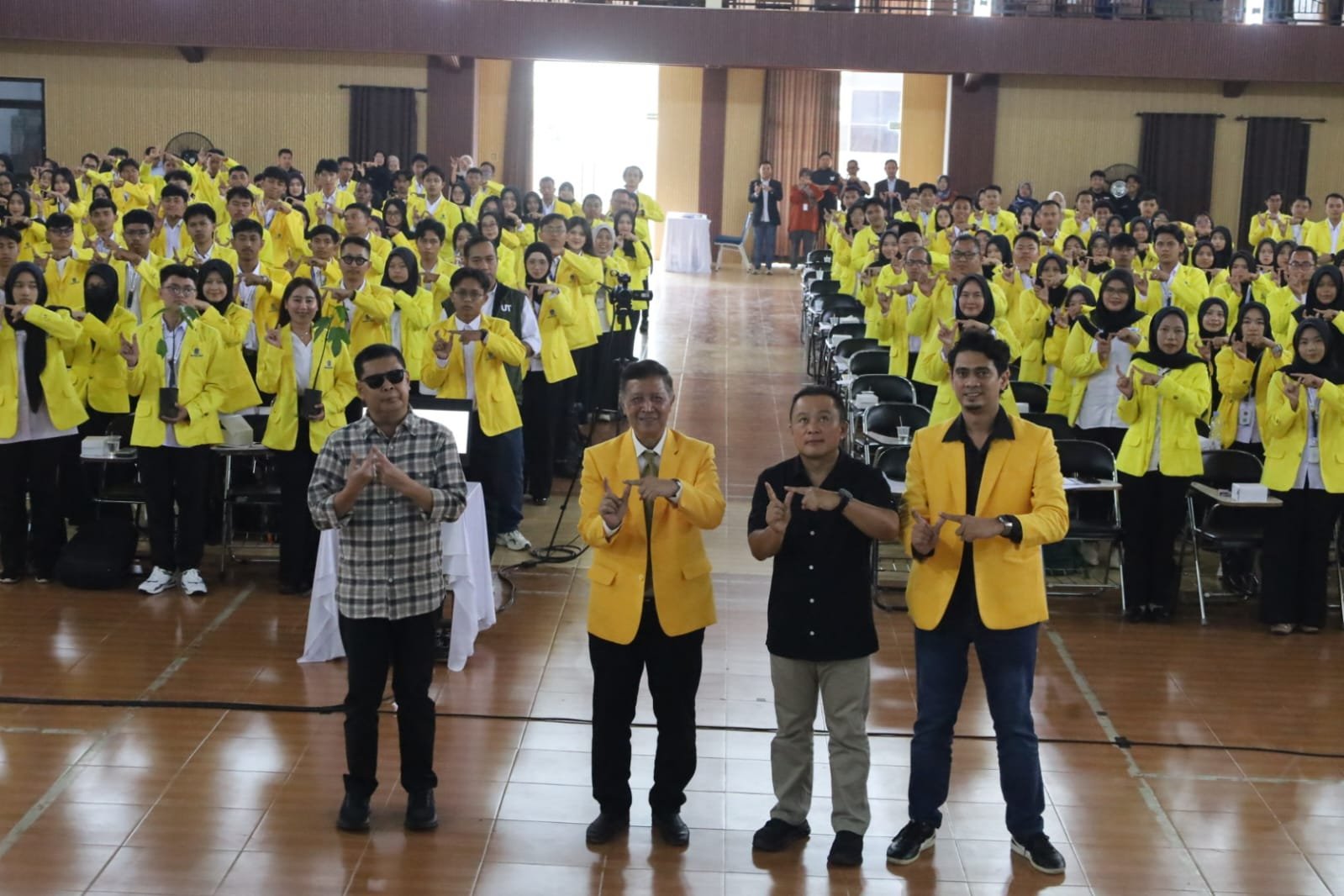 Universitas Terbuka (UT) dorong mahasiswa tak sekadar mengejar ijazah, tetapi membangun kompetensi, berwirausaha dan siap menghadapi era AI.