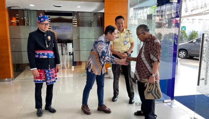 Rayakan Hari Pelanggan Nasional, BRI BO Rawamangun Hadirkan Kehangatan Bernuansa Budaya Nusantara