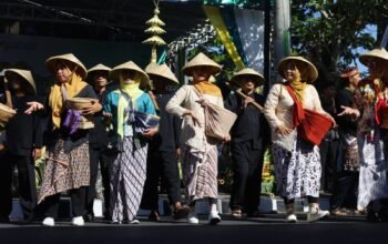 Kemeriahan Seba Sapton dan Babarit HUT ke-528 Kuningan