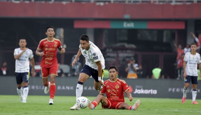 Balsa Sekulic Sempat Selamatkan Persib Tapi Ivan Mamut Muncul di Menit Akhir Persija Hadirkan Jadi Mimpi Buruk