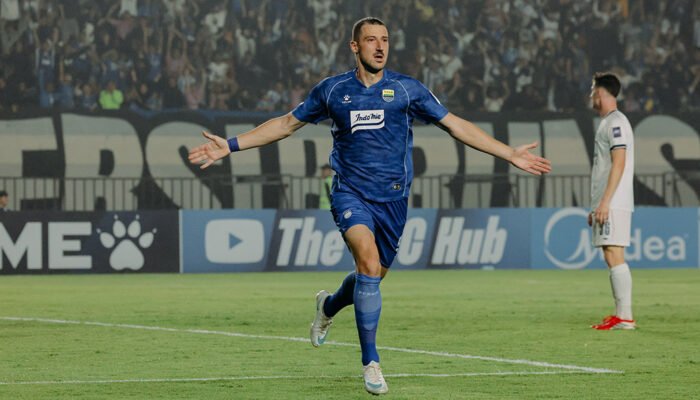 Balsa Sekulic Mengamuk! PERSIB Maung Bandung Sikat Melbourne Victory 2-0 dan Makin Perkasa di Puncak Grup E
