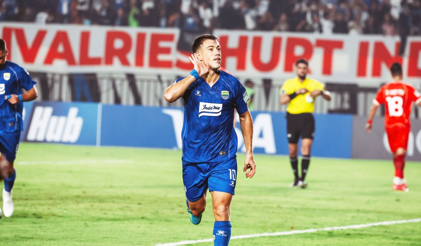 Persib Bandung pimpin klasemen Grup E ACL 2 usai tekuk Viettel 1-0 dan kantongi bonus dari AFC mencapai Rp7,1 miliar.