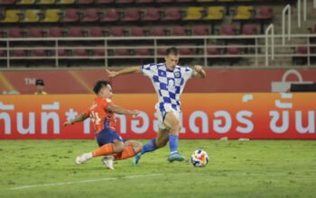 Modal Comeback Manis Tumbangkan Port FC, Persib Bayangi JDT di Puncak Klasemen Grup B Shopee Cup